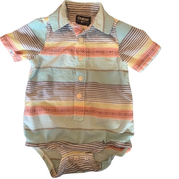 **SOLD** Osh Kosh Boys 12 Month Button Front Romper Bundle 100% Cotton - Picture 5 of 9